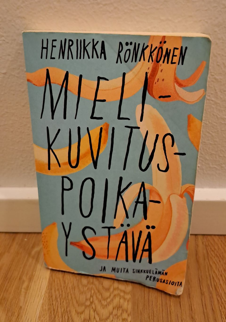 Henriikka Rönkkönen: Mielikuvitus poikaystävä