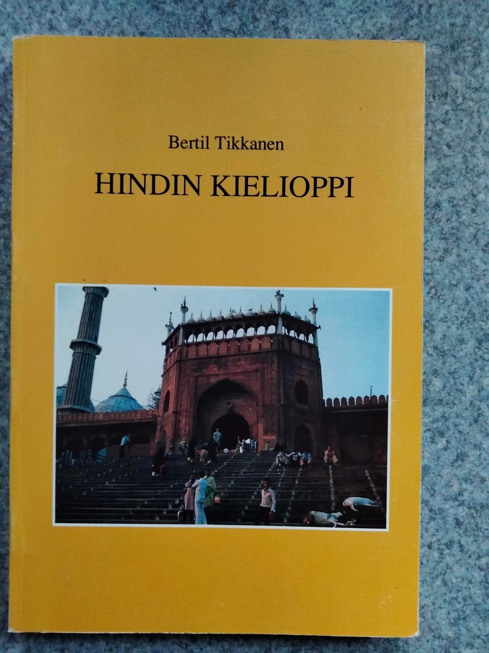 Hindin kielioppi Bertil Tikkanen