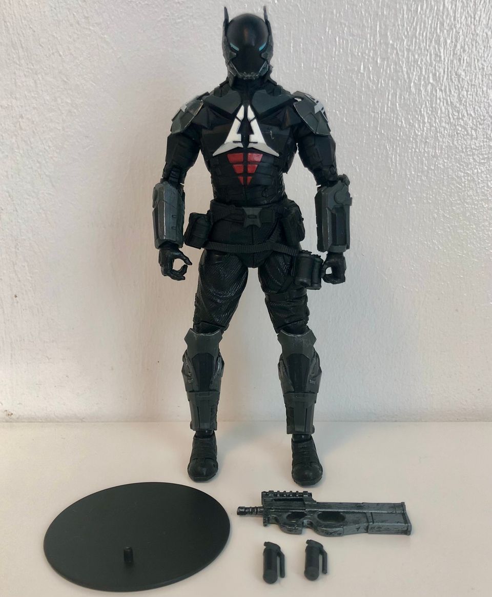 McFarlane DC Multiverse Arkham Knight