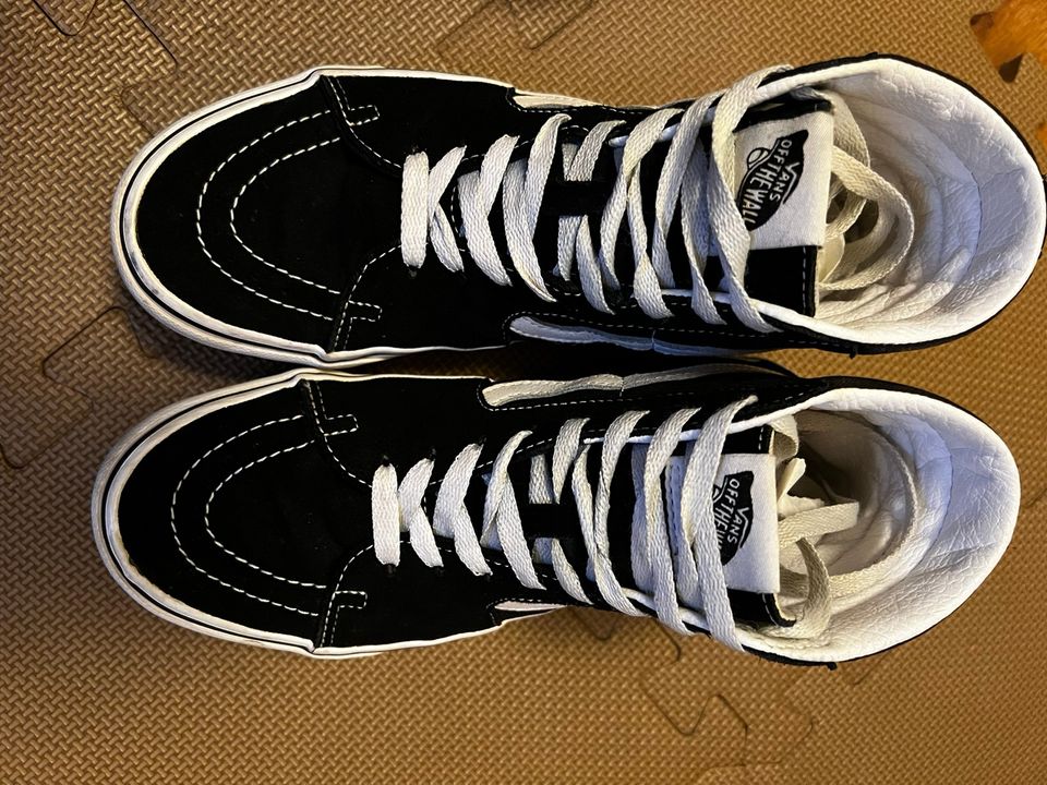 UA SK8-HI PLATFORM 2.0 - Korkeavartiset tennarit