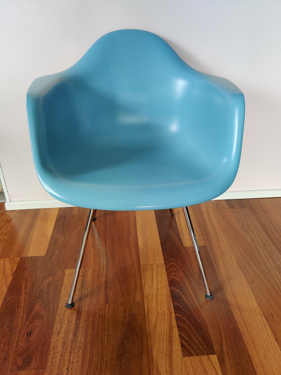 Vitra Eames DAX tuoli (3 kpl)