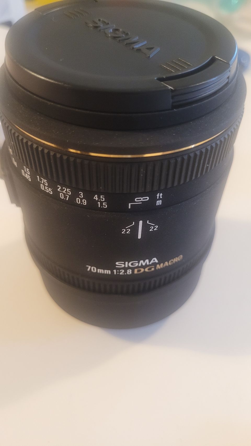 Sigma 70mm f2.8 EX DG Macro