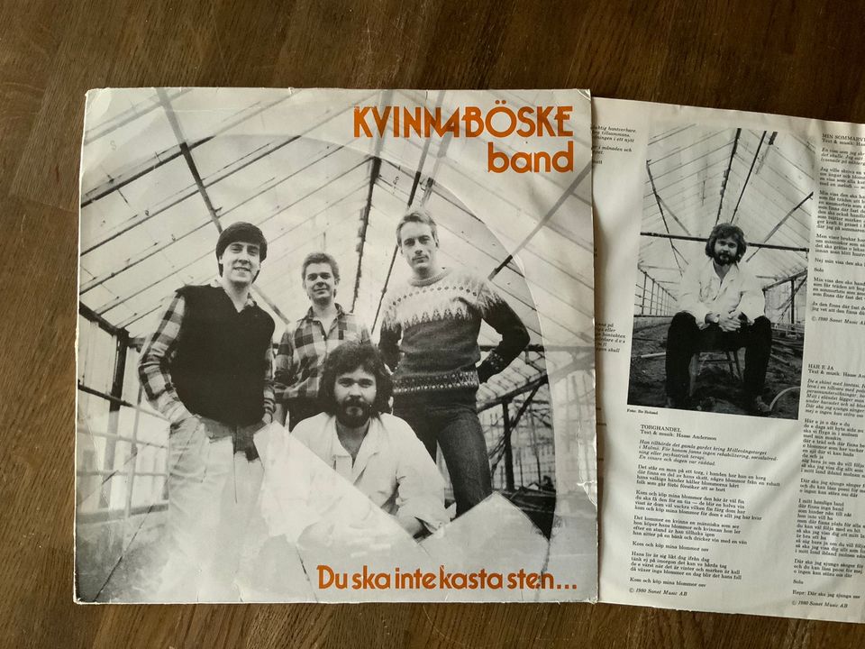 Kvinnaböske Band – Du Ska Inte Kasta Sten