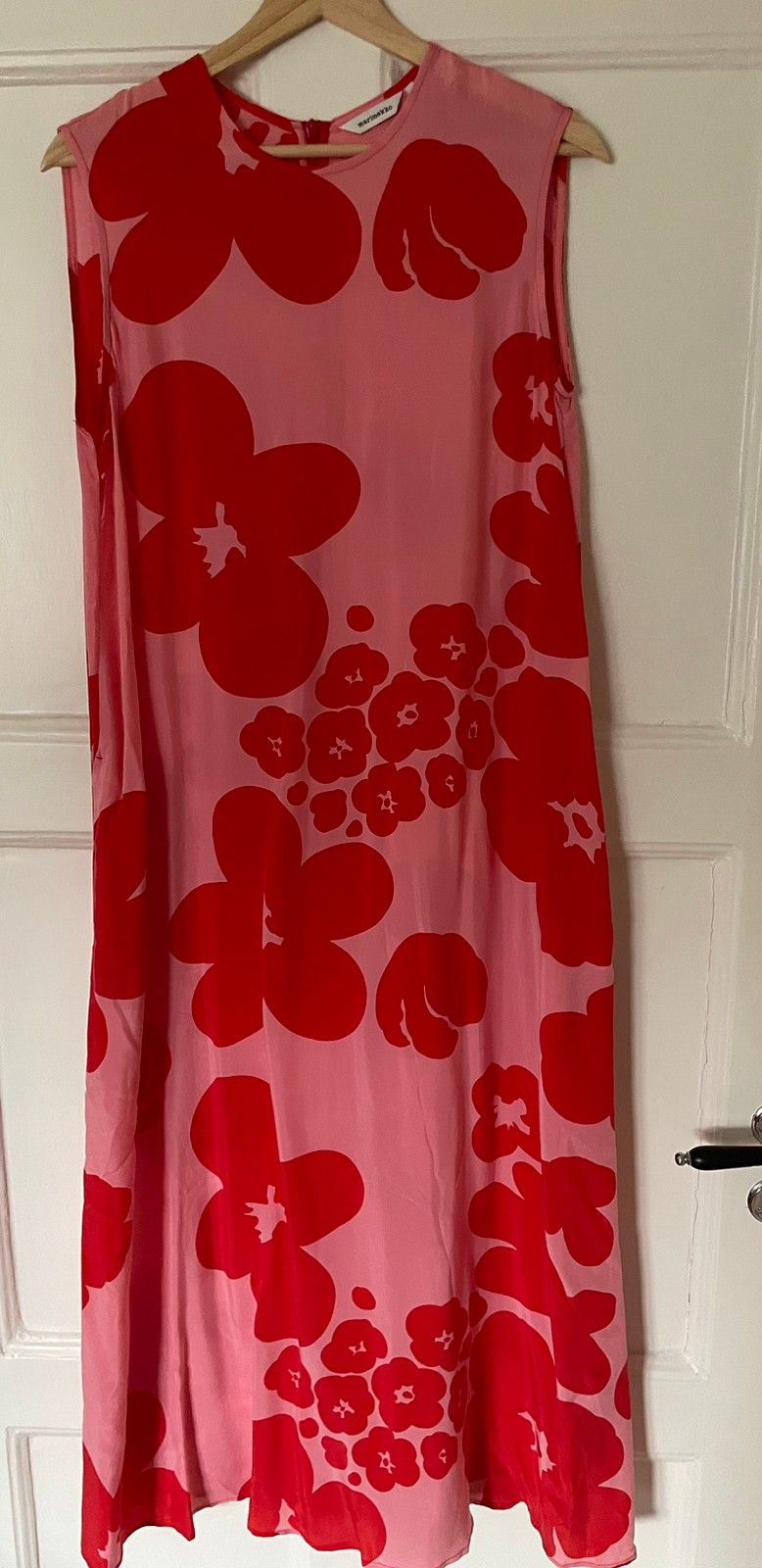Marimekko pinkki/punainen mekko, koko 38