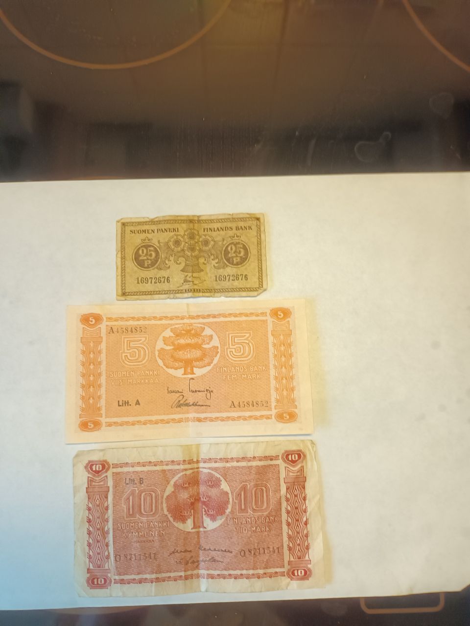 Vanhoja suomalaisia setelirahoja