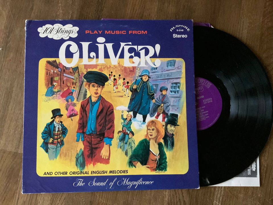 101 Strings Play Music From Oliver And Other English Melodie