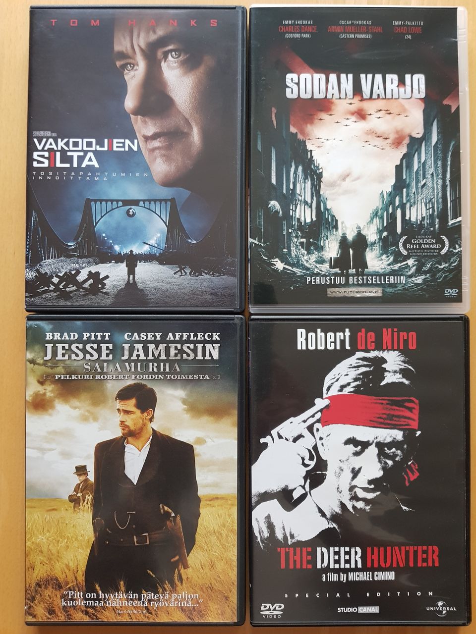 Dvd kotikirjastosta mm. Kauriinmetsästäjä; Sodan varjo; Jesse Jamesin salamurha