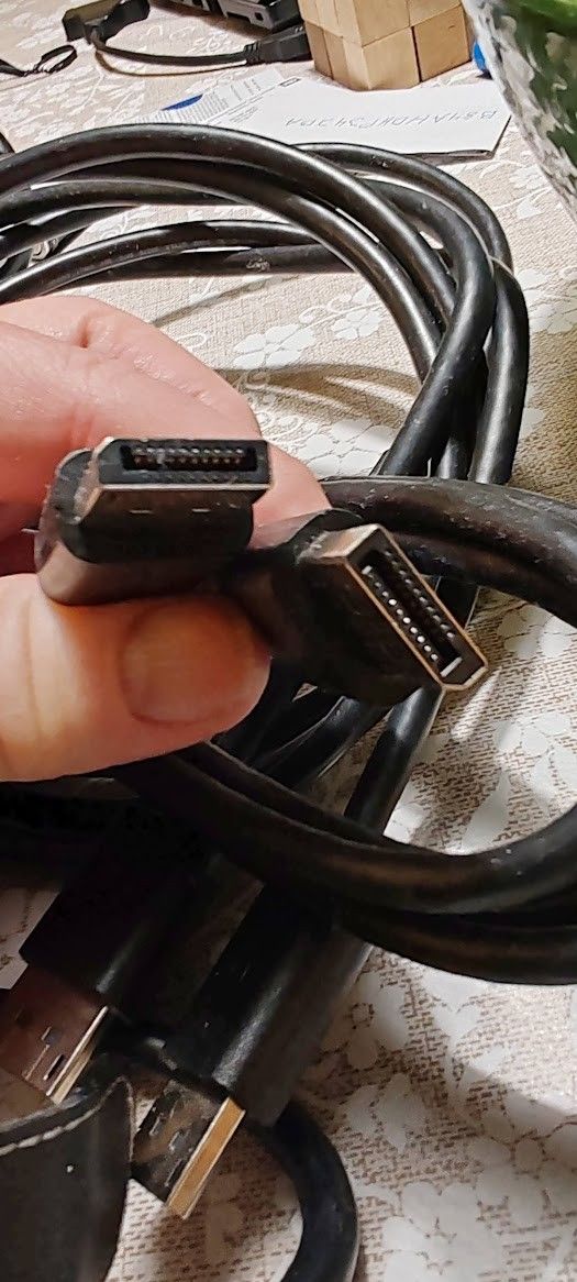 HDMI, Display Port, DVI-D kaapeli WGA