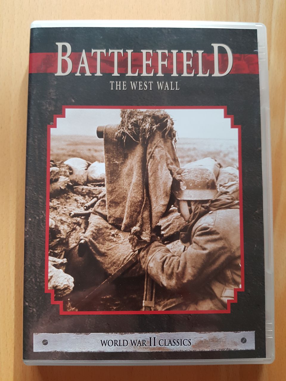 Dvd sota aihe kotikirjastosta Battlefield the west wall