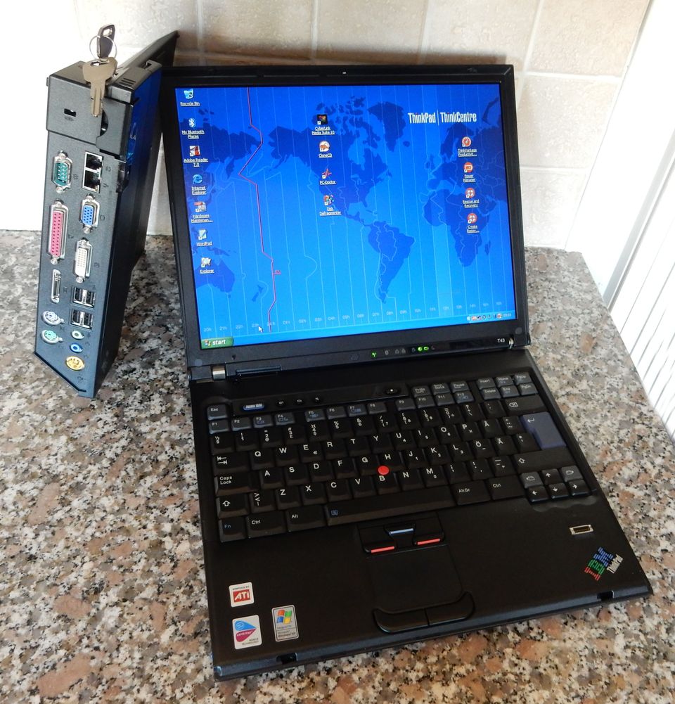 IBM Thinkpad T43 + telakka + Win XP