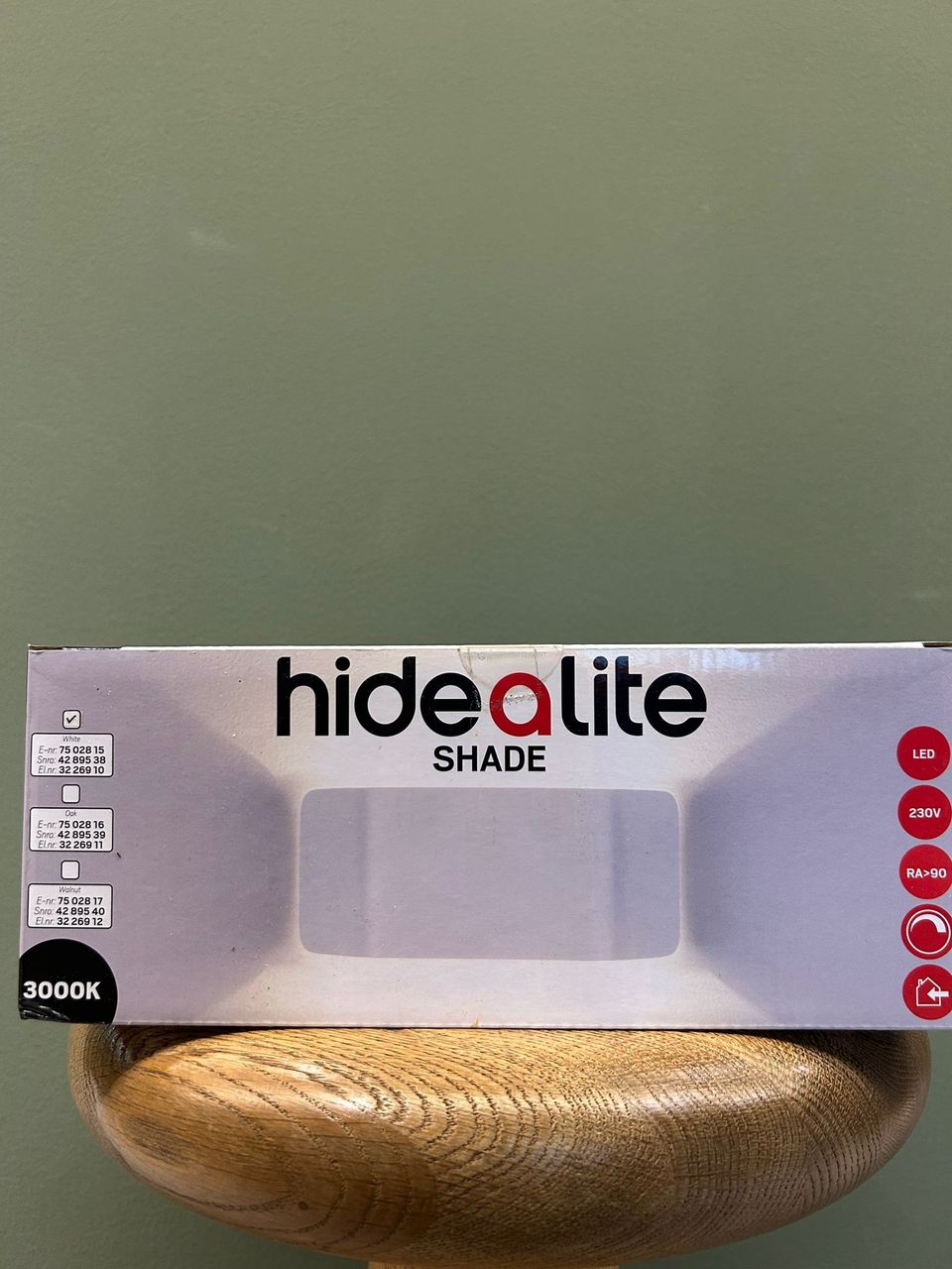 Hidealite shade seinävalaisin