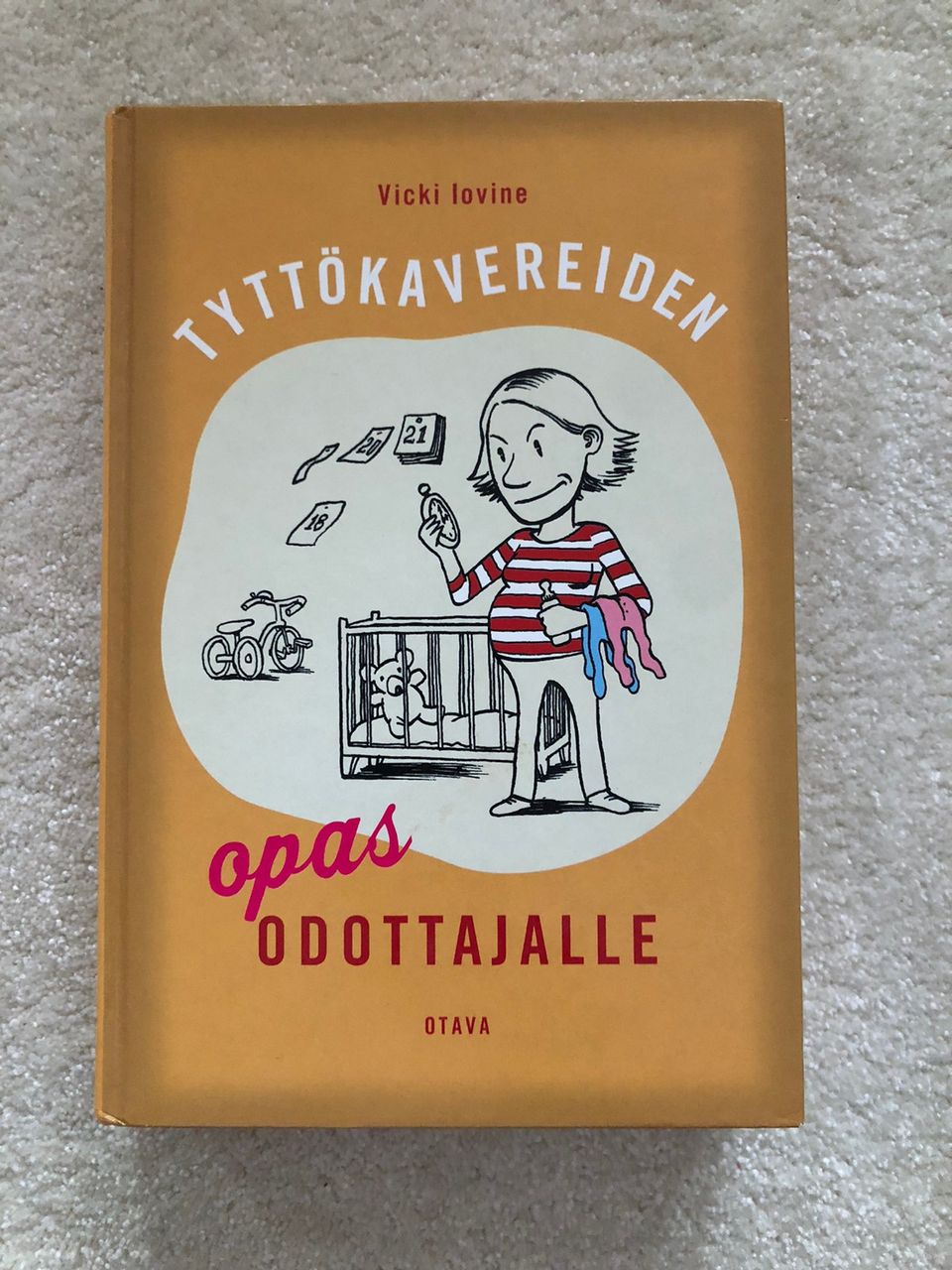 Tyttökavereiden opas odottajalle