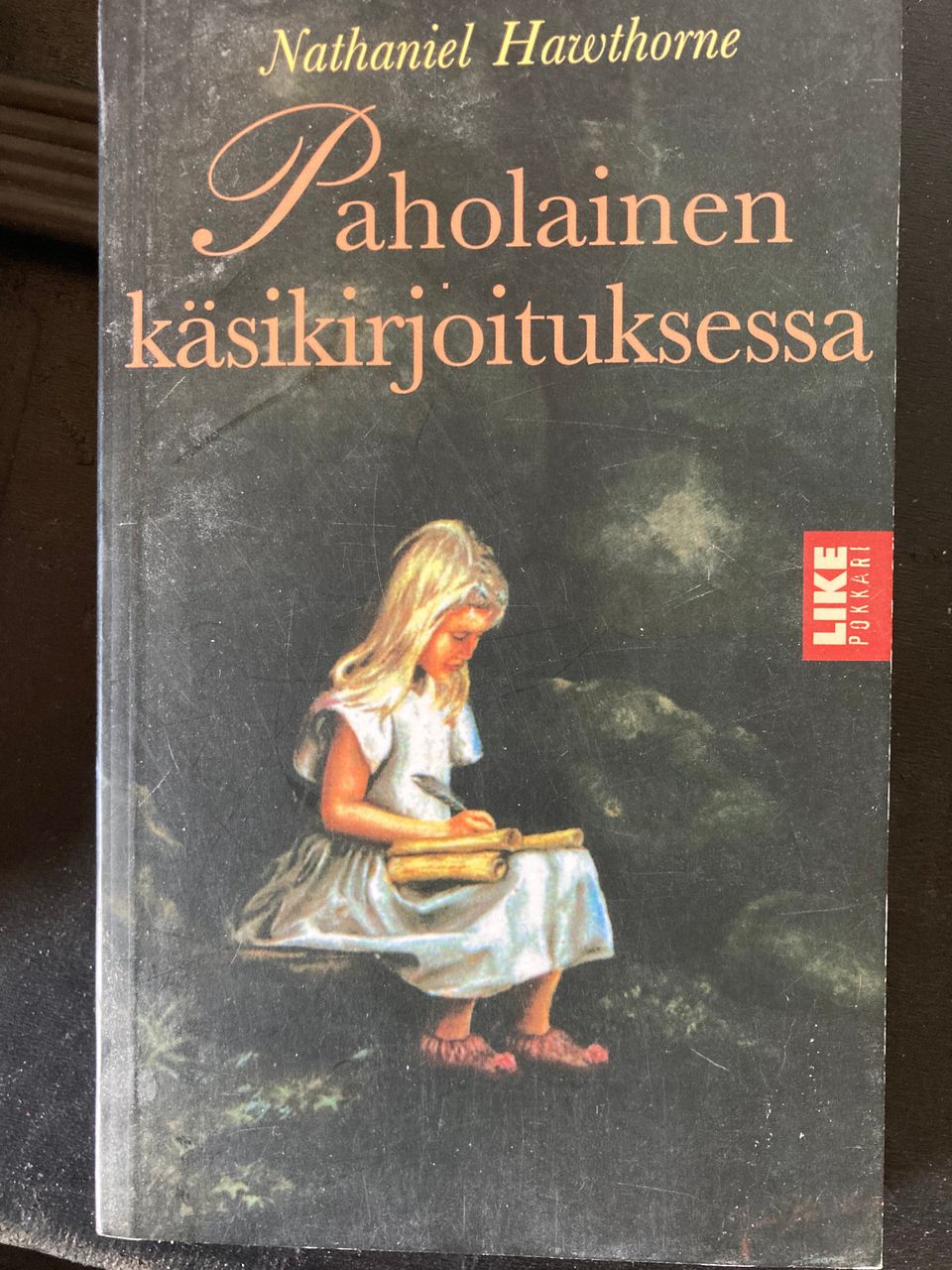 Hawthorne: Paholainen käsikirjoituksessa