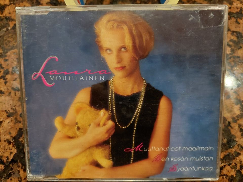 Laura Voutilainen Muuttanut oot maailmain CD-EP/single 1993