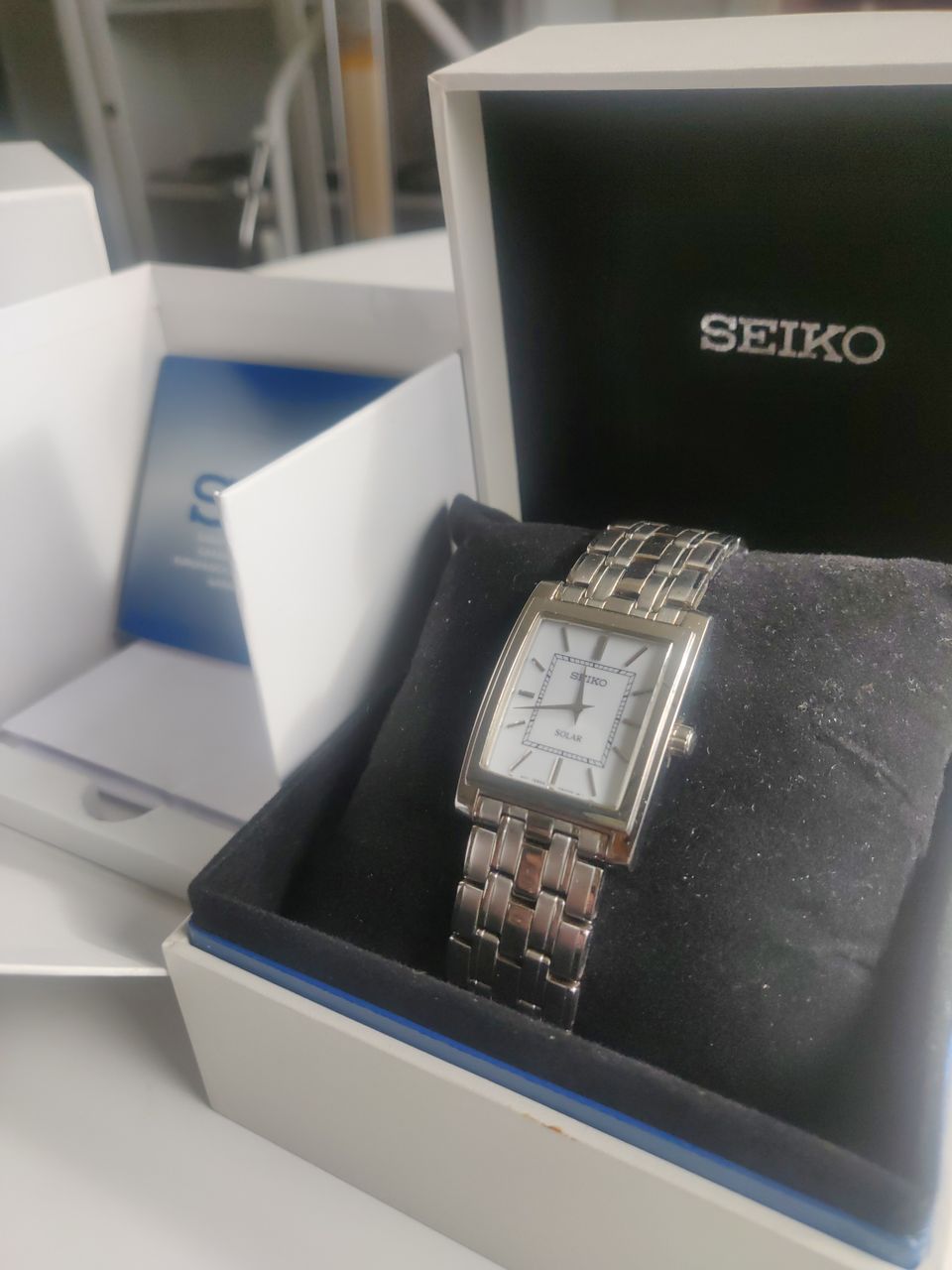 Seiko solar