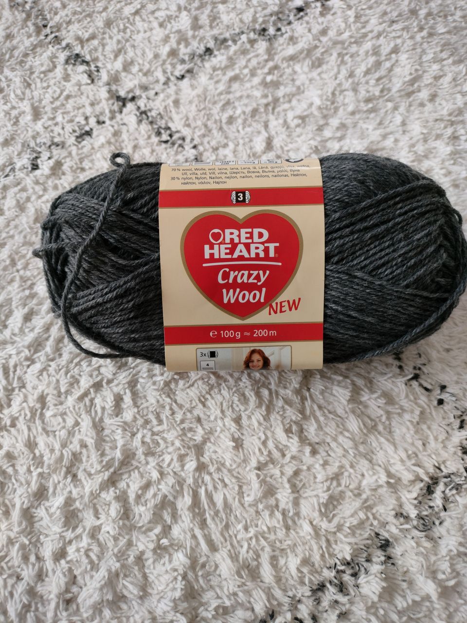 Lankakerä, 70%villaa, crazy wool