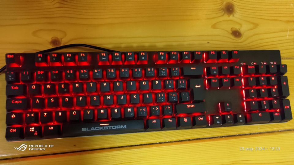 Blackstorm Mech 2020 gaming keyboard, Outemu Red switches, red LEDs