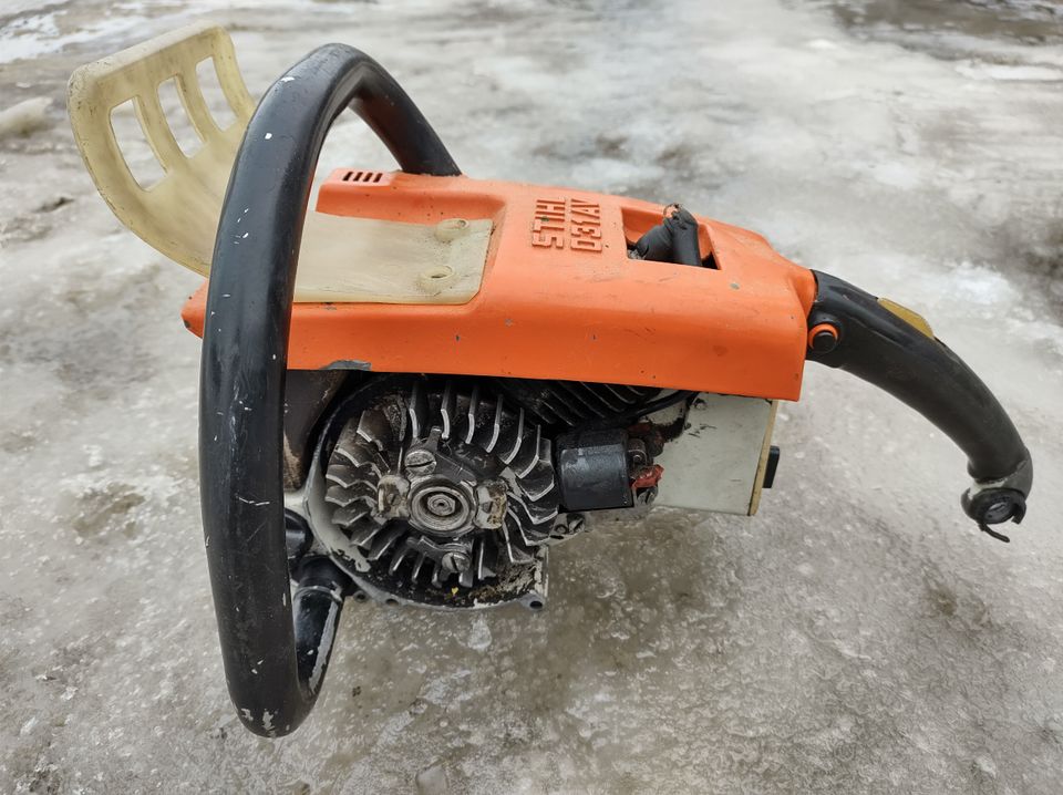 Moottorisaha Stihl 031av