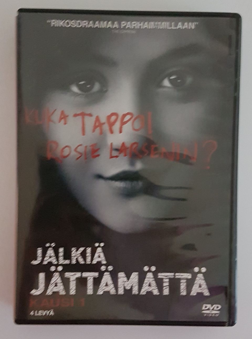 Jälkiä jättämättä, kausi 1