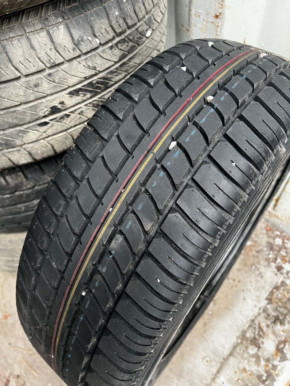 1 kpl 185/60-14 Firestone renkas ford 4x108 vant