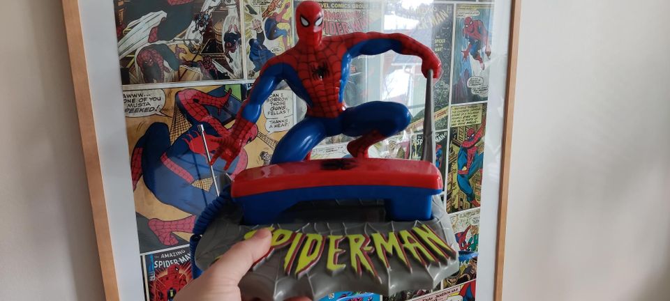 Spiderman Marvel puhelin