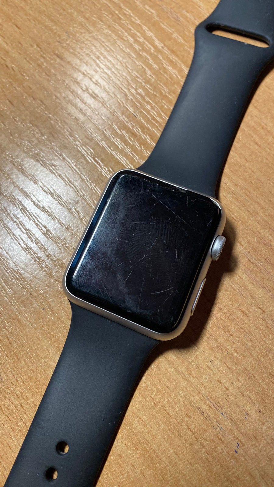 Apple Watch 42mm 7000 series - Korjattava