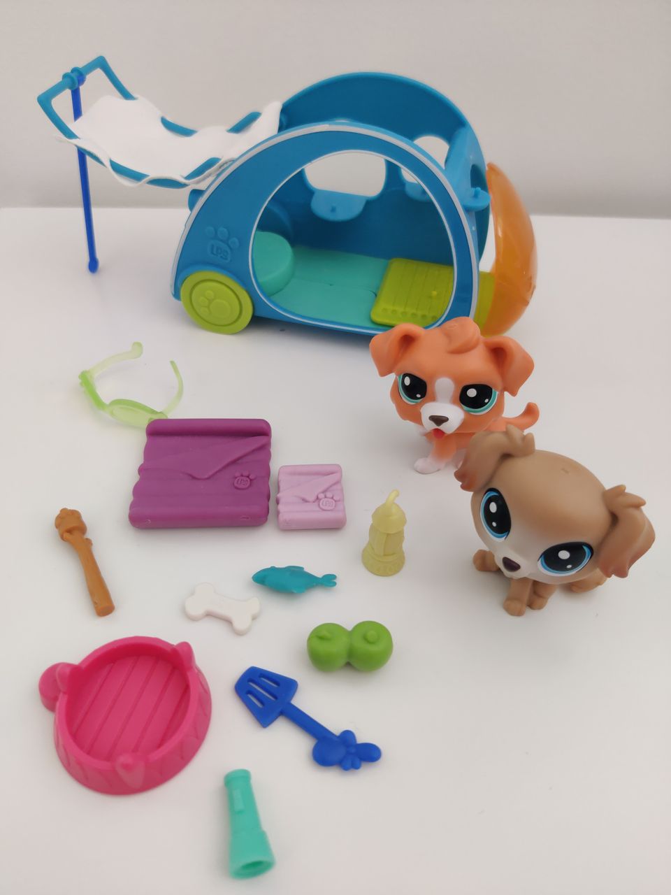 Littlest Pet Shop retkeilevät koirat