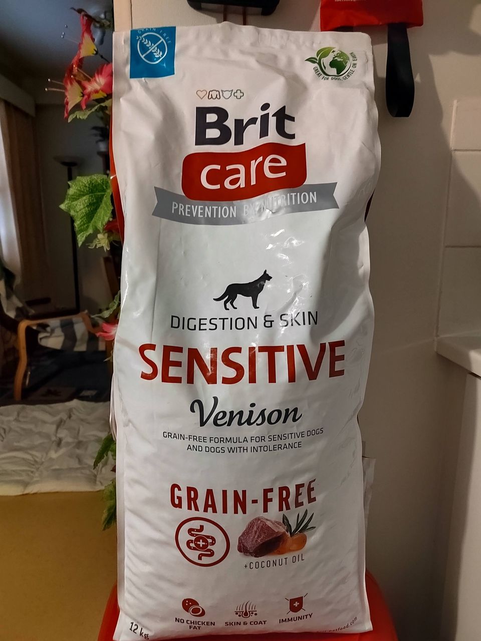 Brit Care Dog Grain-free Sensitive 12kg. Avaamaton säkki.