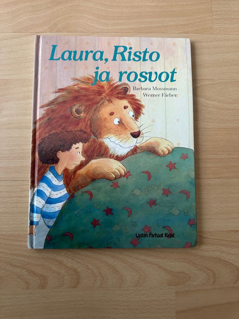 Laura, Risto ja rosvot kirja