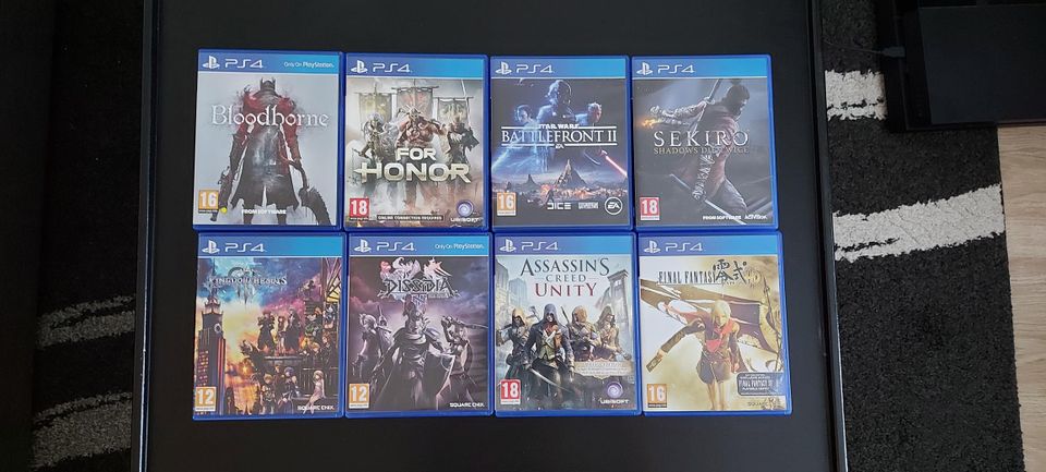 PS4 pelejä, useamman ostajalle alennusta