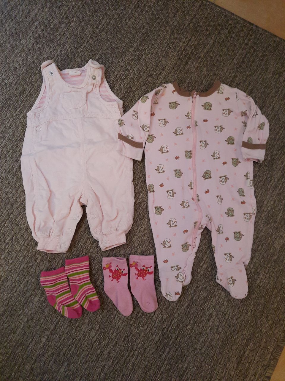 Vauvan vaatteet 50-56