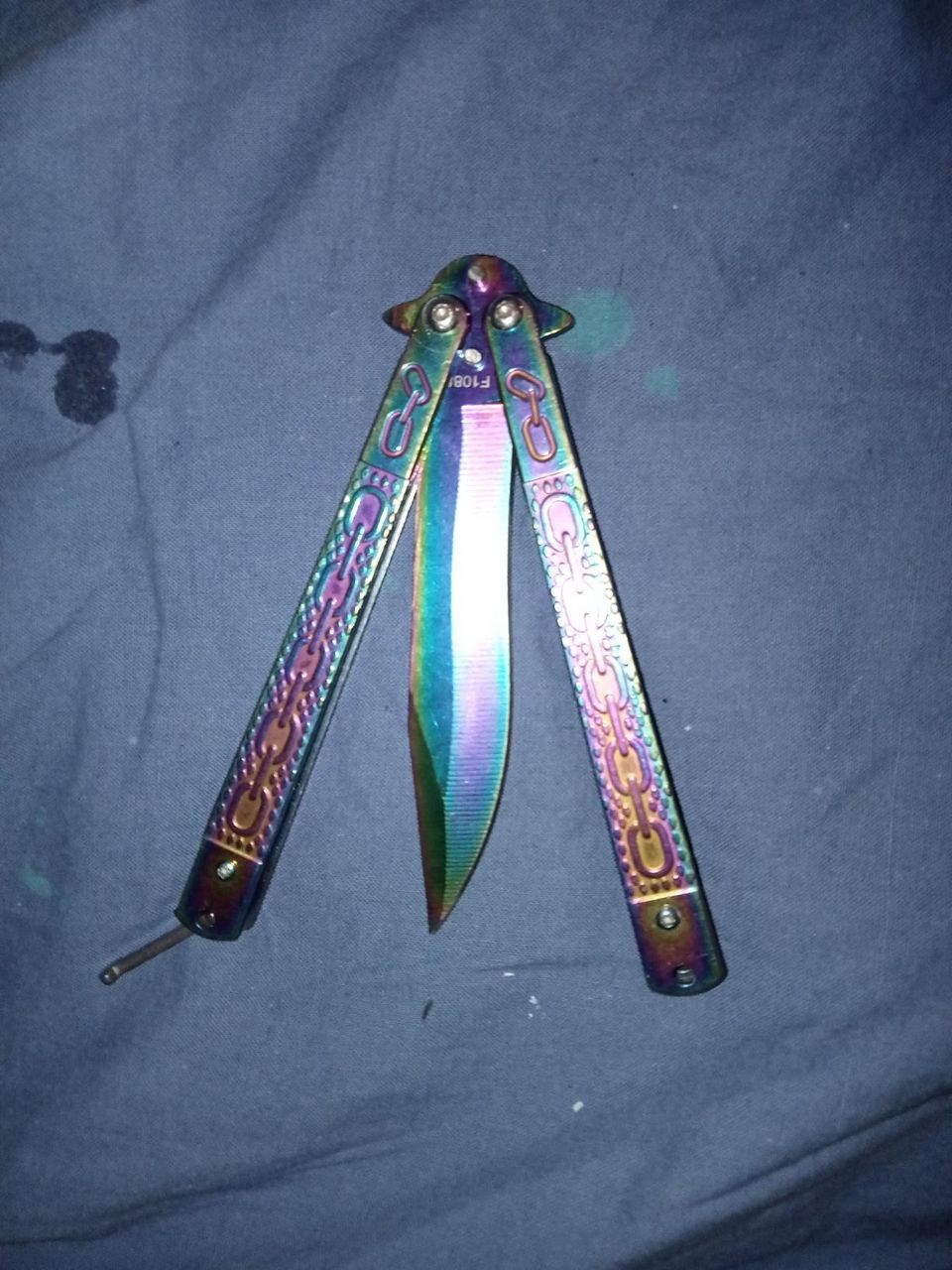 butterfly/balisong veitsi
