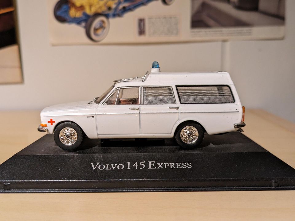 Pienoismalli Volvo 145 Express