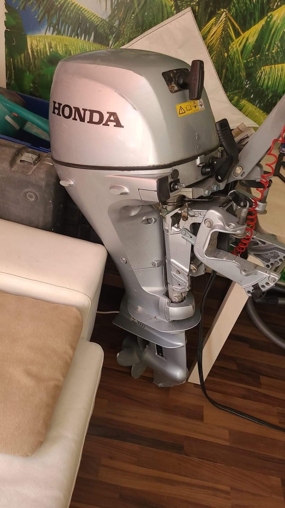 myydään Honda 8hv perämoottori