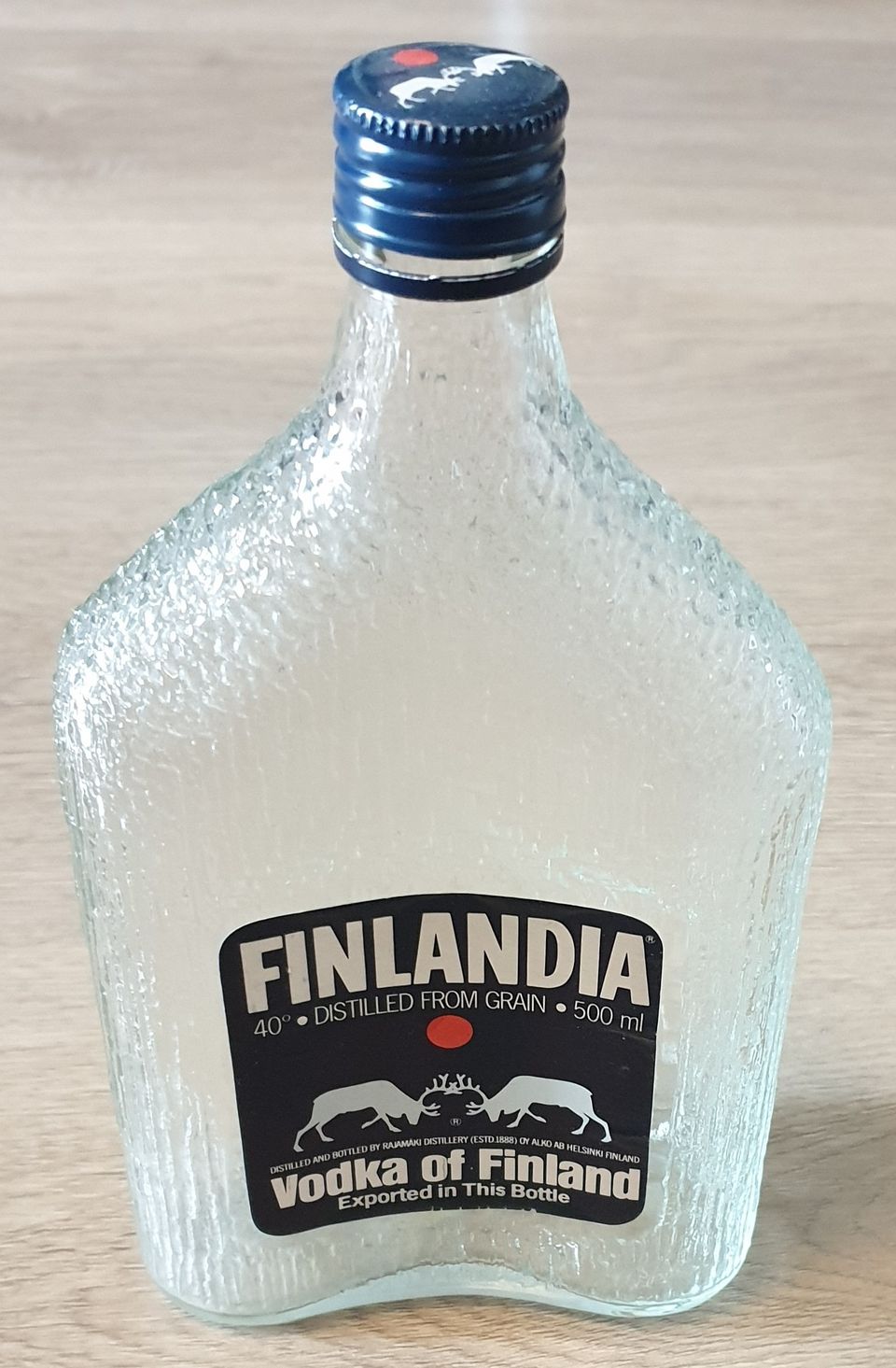 Tapio Wirkkala - Finlandia Vodka -pullo (0,5 l)