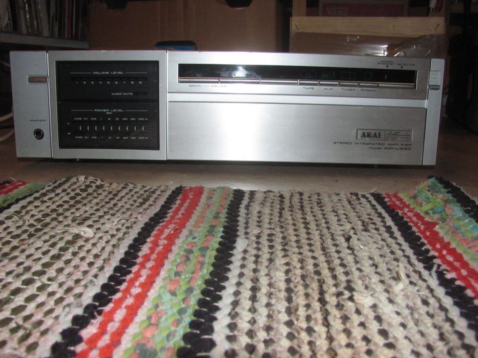 AKAI AM-U330 Stereo Integrated Amplifier