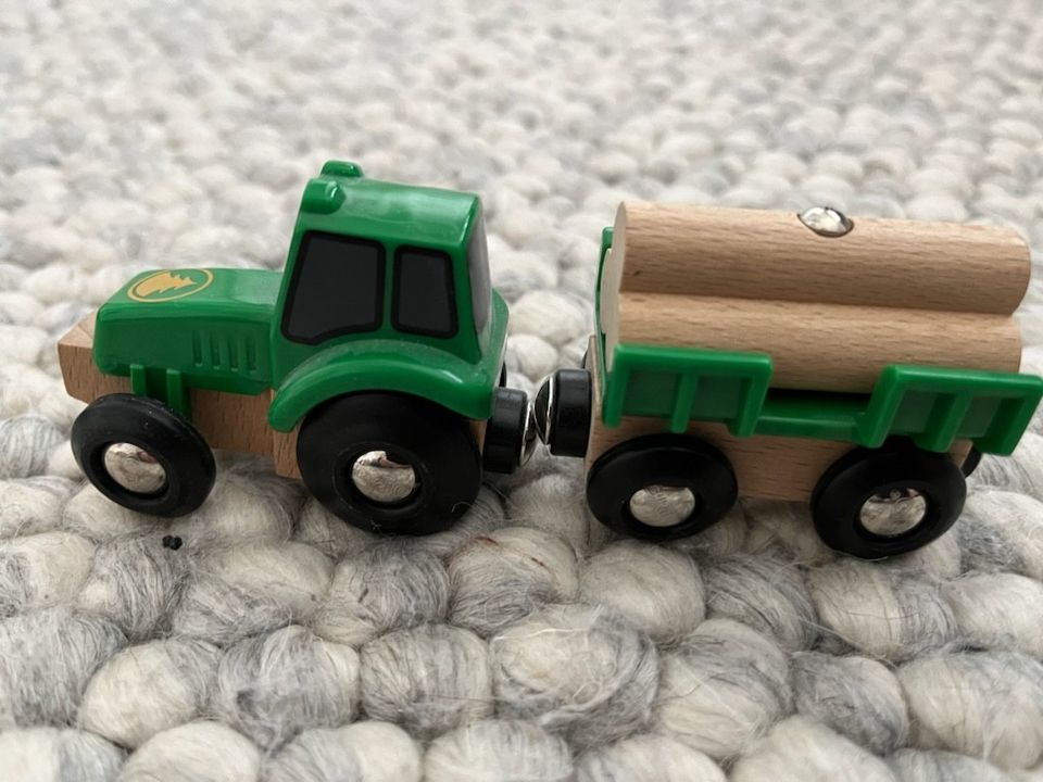 BRIO traktori ja puukärry