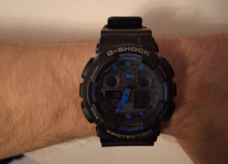 Casio G-Shock ga-100