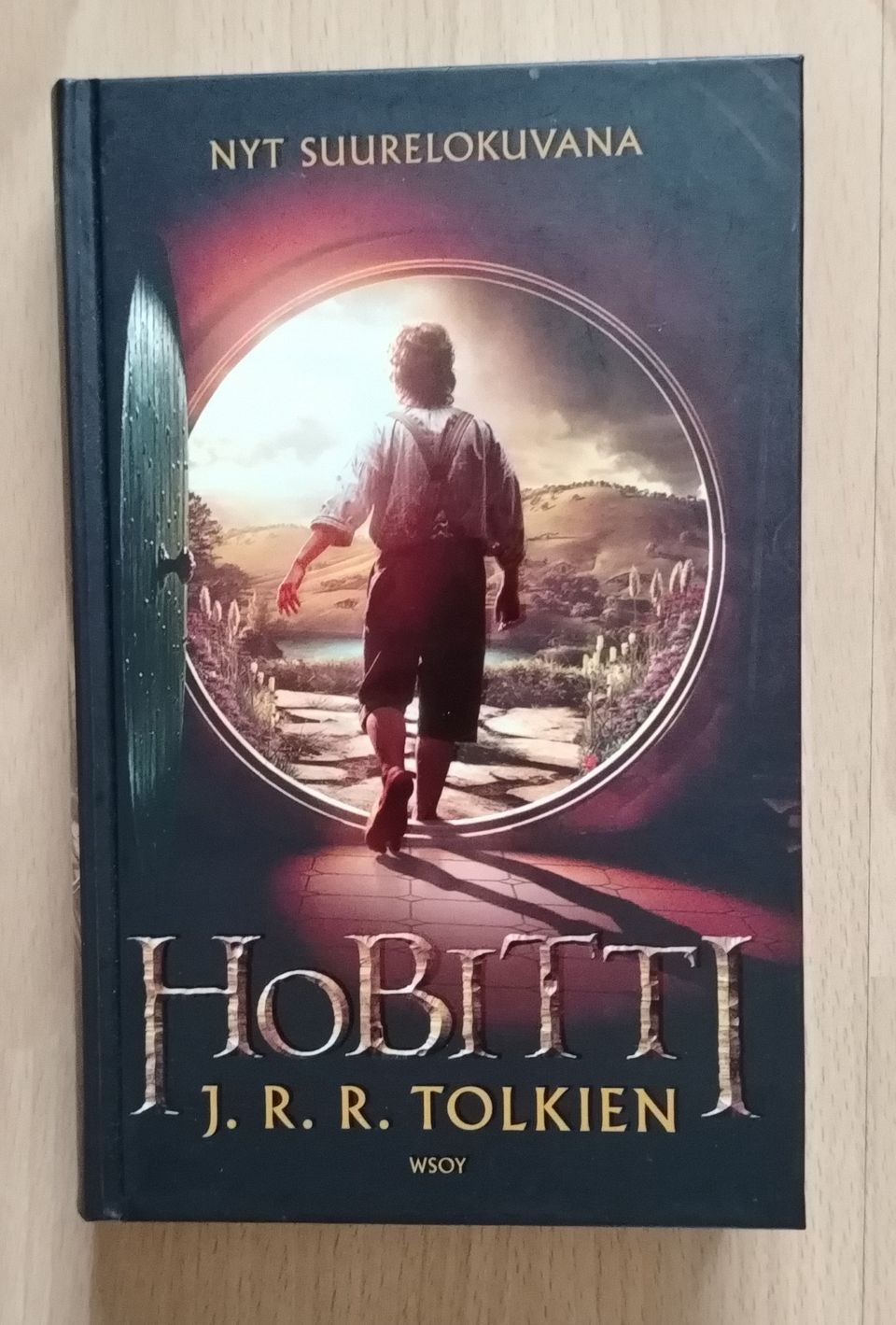 Hobitti. J.R.R. Tolkien