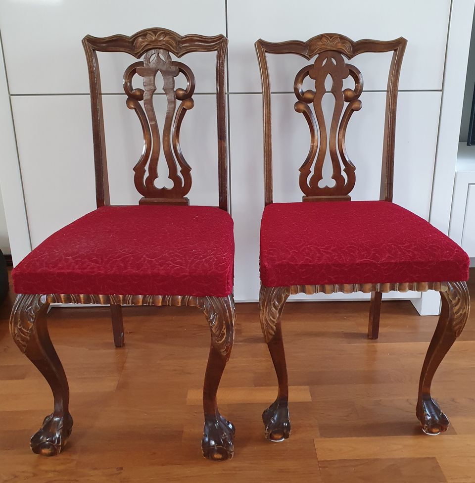 Chippendale tuolit