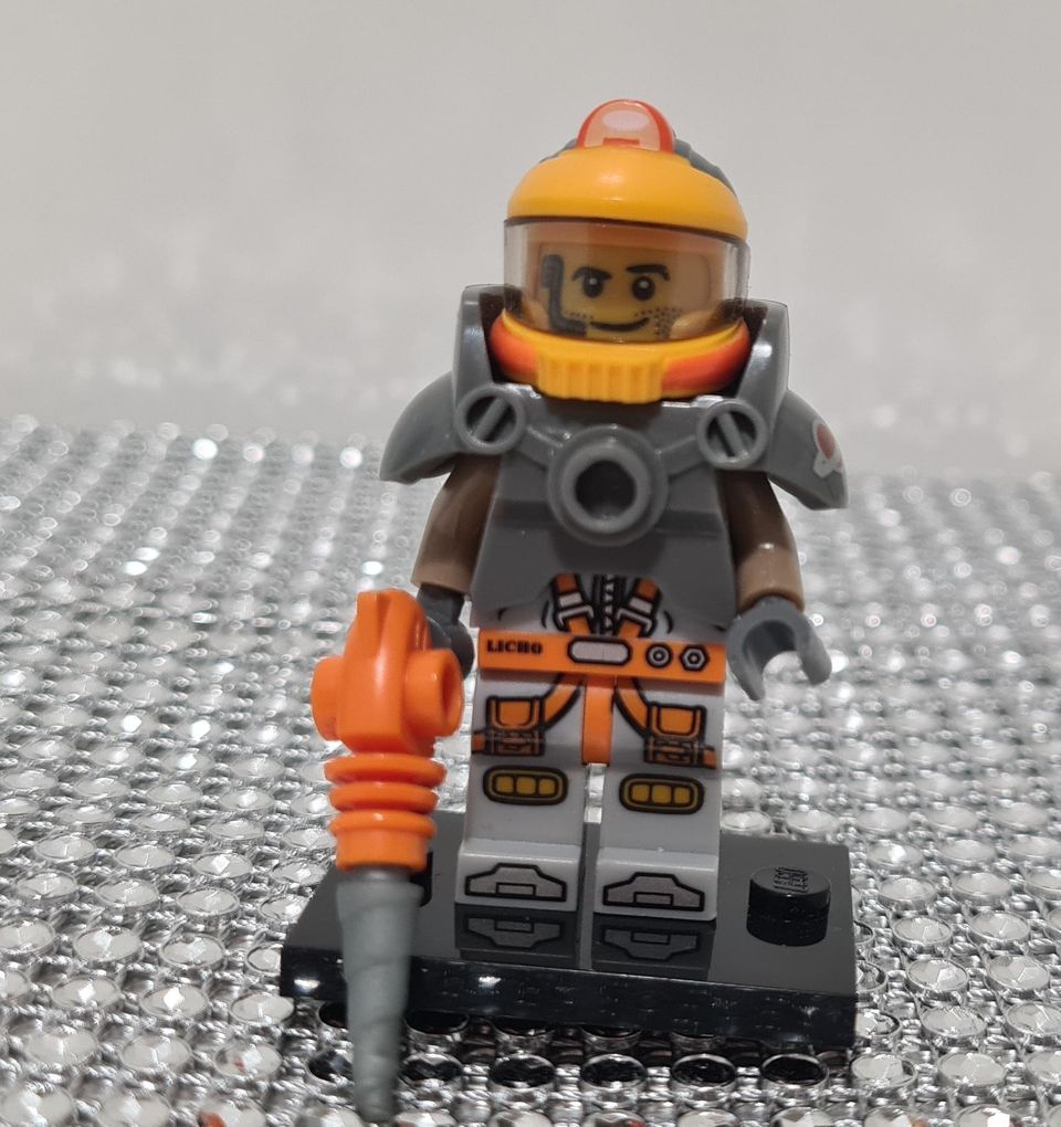 Lego figuuri space miner