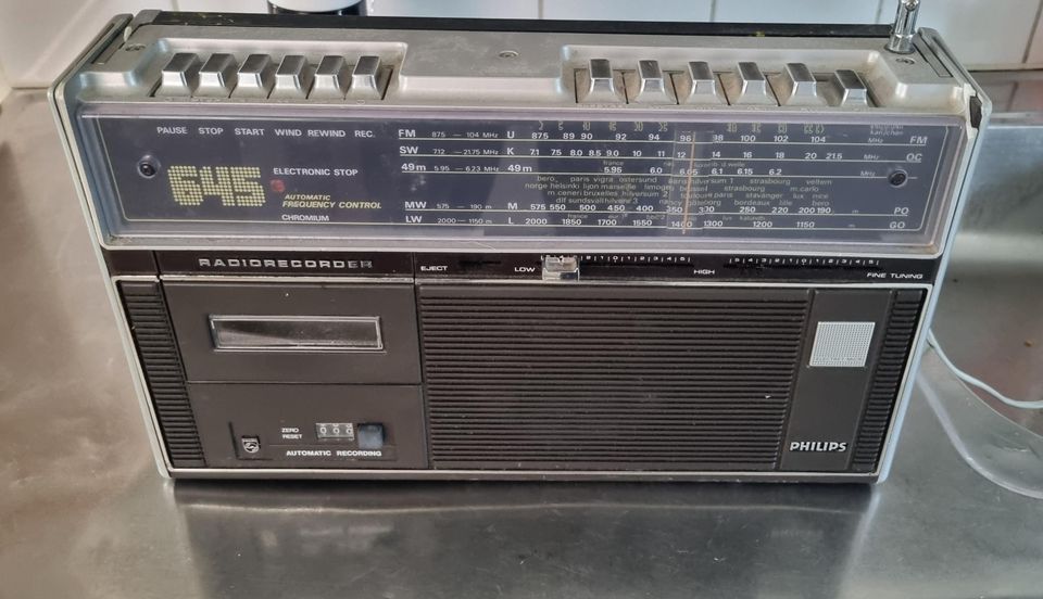 Philips 645 radio