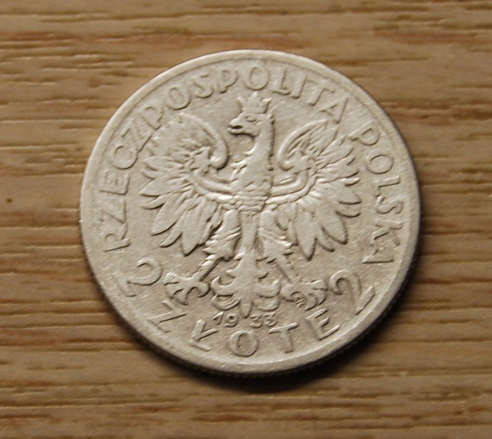 Puola 2 Zloty 1933 Hopea