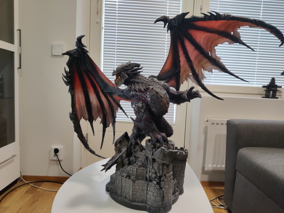 World of warcraft - Deathwing- patsas - Sideshow collectibles