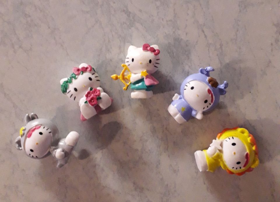 Hello Kitty figuurit 5 kpl