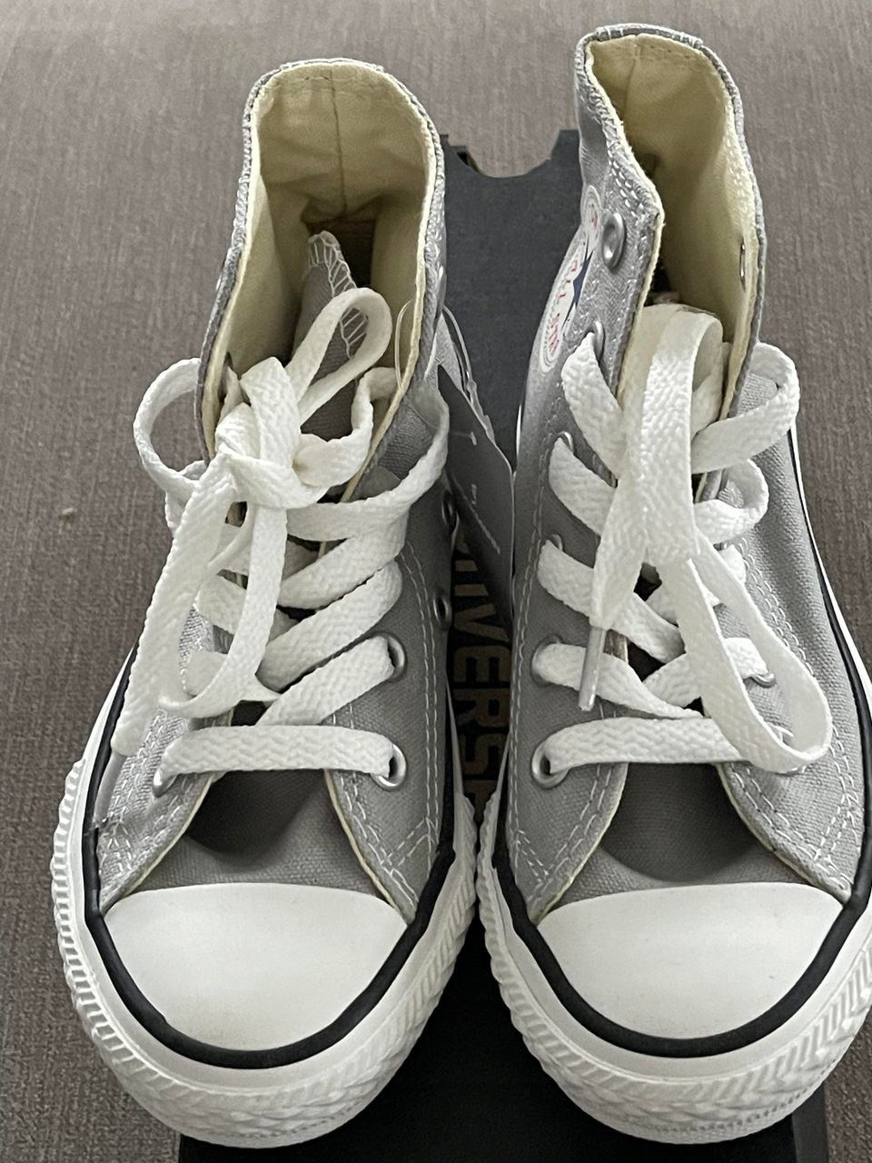 Converse lasten tennari koko 27 Harmaa Uusi