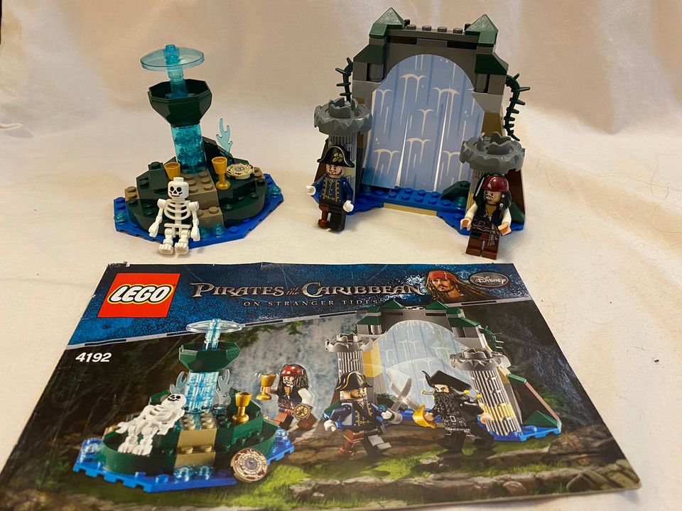 Lego-Pirates of Caribian- 4192 - Fountain of youth