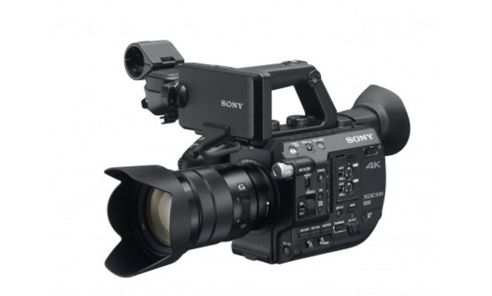 Vuokrataan - Sony PXW-FS5 + SEL 18-105mm f/4G PZ OSS