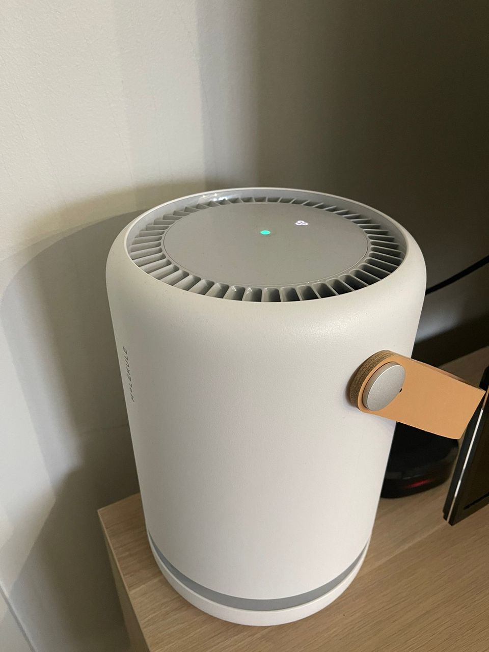 Käyttämätön Molekule Air Mini+ ilmanpuhdistin