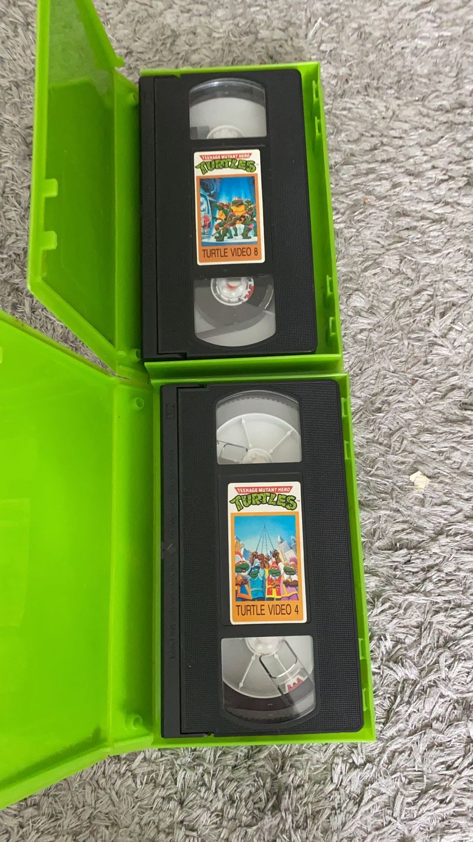 Teenage Mutant Hero Turtles-VHS-kasetteja